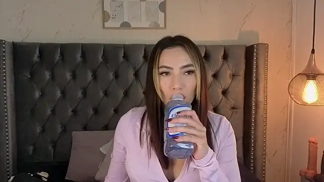 Kim Blane online show from 04-02-26, 04:08