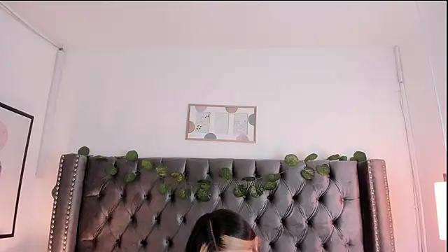 Snapshot of Kim_Blane chatting on 02-27-25, 03:08 Kim Blane online show from 02-27-25, 03:08