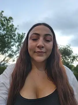 VickyHoult online show from 06-20-26, 10:59