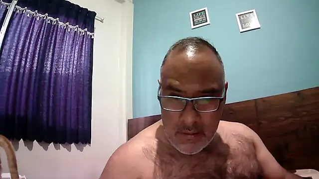 PhillDrake11 online show from 11-30-25, 09:37