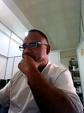 PhillDrake11 online show from 03-25-26, 07:57