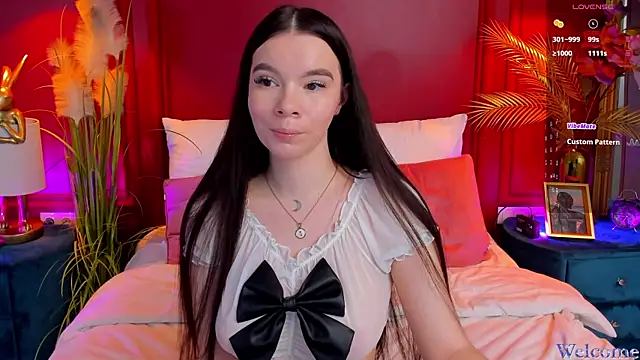 MiaMuse online show from 03-18-25, 01:24