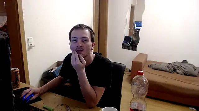 Snapshot of sexymann92 chatting on 02-08-26, 02:26 sexymann92 online show from 02-08-26, 02:26