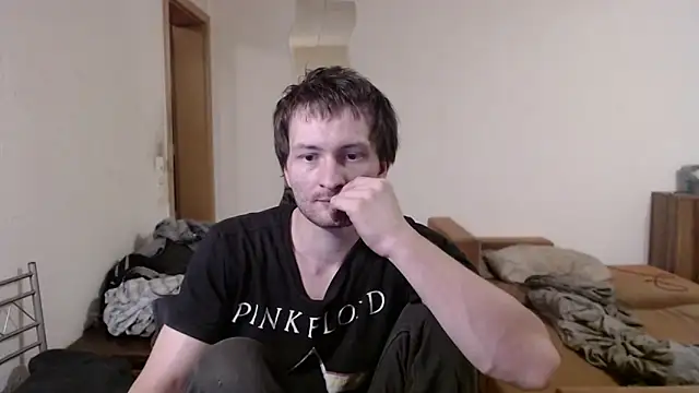 Snapshot of sexymann92 chatting on 10-26-25, 08:42 sexymann92 online show from 10-26-25, 08:42