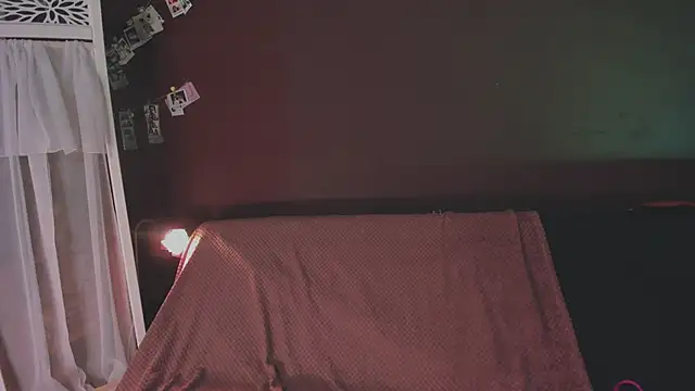 juby yuby online show from 10-24-25, 01:43