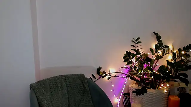 Xentthia online show from 02-06-25, 03:52