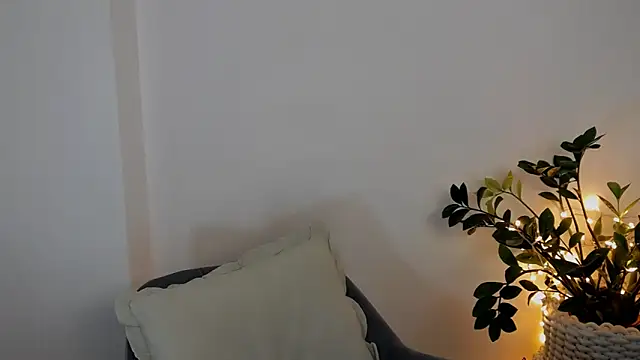 Xentthia online show from 03-27-26, 03:46