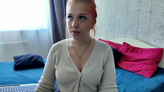 Snapshot of GenrikhBecca chatting on 04-28-26, 07:13 GenrikhBecca online show from 04-28-26, 07:13