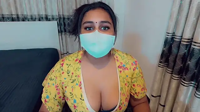 Snapshot of SonY_CaM chatting on 04-30-26, 10:11 SonY CaM online show from 04-30-26, 10:11