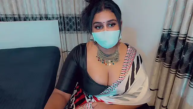 Snapshot of SonY_CaM chatting on 05-26-26, 05:44 SonY CaM online show from 05-26-26, 05:44