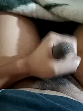 Snapshot of Deluxe_dick chatting on 01-17-25, 12:31 Deluxe dick online show from 01-17-25, 12:31