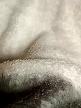 Snapshot of Deluxe_dick chatting on 01-26-25, 10:12 Deluxe dick online show from 01-26-25, 10:12