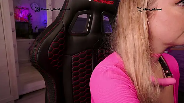 Kitty Ricky online show from 01-13-26, 07:56