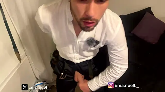 Emanuell   online show from 04-12-26, 08:39