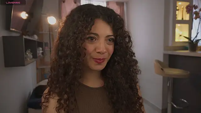 Snapshot of valeria_rosses chatting on 06-16-26, 06:52 valeria rosses online show from 06-16-26, 06:52