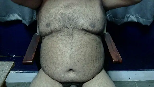 hairysubcub 70 online show from 12-17-25, 07:46