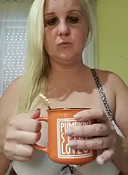 Mayci1984 online show from 09-22-25, 11:38