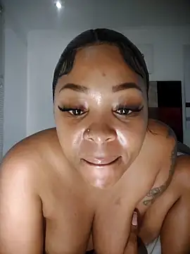 Snapshot of sexyTHANDO chatting on 02-22-25, 03:45 sexyTHANDO online show from 02-22-25, 03:45
