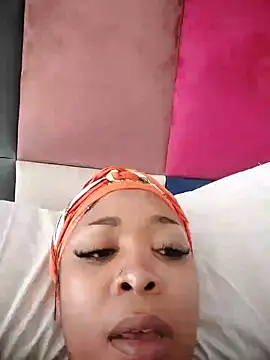 Snapshot of sexyTHANDO chatting on 03-01-25, 10:34 sexyTHANDO online show from 03-01-25, 10:34