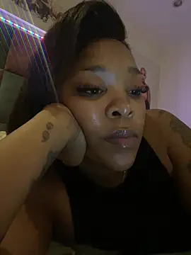 Snapshot of sexyTHANDO chatting on 06-15-26, 09:14 sexyTHANDO online show from 06-15-26, 09:14