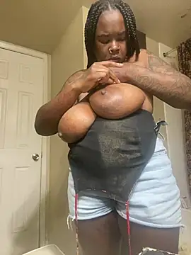 Snapshot of WassamSavage chatting on 02-20-26, 05:15 WassamSavage online show from 02-20-26, 05:15