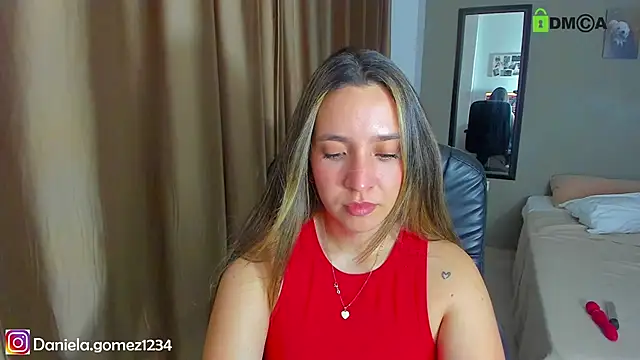 Snapshot of Danielacams chatting on 01-27-25, 02:42 Danielacams online show from 01-27-25, 02:42