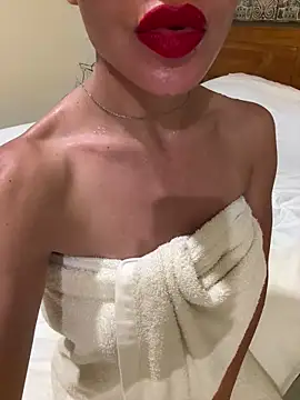 giagia96 online show from 01-12-25, 06:16