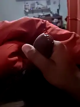 Snapshot of Gerardo31017 chatting on 09-19-25, 06:28 Gerardo31017 online show from 09-19-25, 06:28