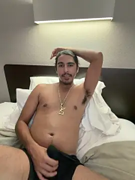 Snapshot of jrrichforever chatting on 02-05-26, 01:45 jrrichforever online show from 02-05-26, 01:45