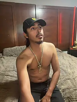 Snapshot of jrrichforever chatting on 03-02-26, 12:33 jrrichforever online show from 03-02-26, 12:33