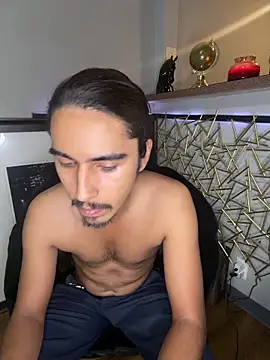 Snapshot of jrrichforever chatting on 01-18-26, 10:35 jrrichforever online show from 01-18-26, 10:35