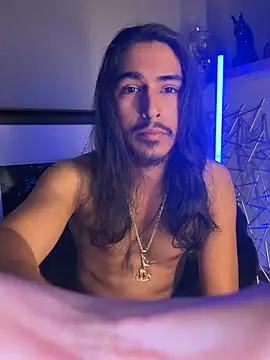 Snapshot of jrrichforever chatting on 02-15-26, 04:50 jrrichforever online show from 02-15-26, 04:50