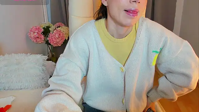 Snapshot of BellaAnna30 chatting on 02-28-25, 12:42 BellaAnna30 online show from 02-28-25, 12:42