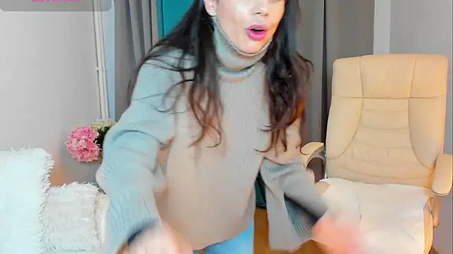 Snapshot of BellaAnna30 chatting on 02-17-25, 12:49 BellaAnna30 online show from 02-17-25, 12:49