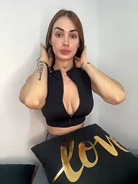 SofiaCarter online show from 02-18-25, 10:03