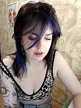 LazyTanukii online show from 11-07-25, 06:51