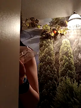 LazyTanukii online show from 11-02-25, 07:13