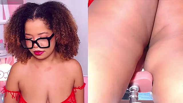Snapshot of kinky_natasha_ chatting on 04-22-26, 01:18 kinky natasha online show from 04-22-26, 01:18
