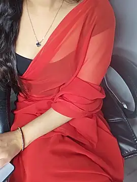 Snapshot of aliyaah_singh chatting on 05-18-26, 06:12 aliyaah singh online show from 05-18-26, 06:12