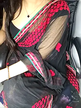 Snapshot of aliyaah_singh chatting on 05-13-26, 06:26 aliyaah singh online show from 05-13-26, 06:26