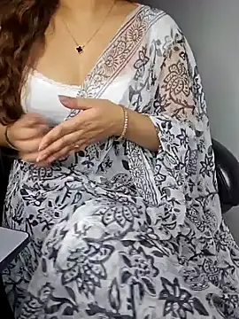 Snapshot of aliyaah_singh chatting on 02-03-25, 08:35 aliyaah singh online show from 02-03-25, 08:35