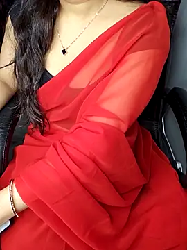 Snapshot of aliyaah_singh chatting on 04-27-26, 05:55 aliyaah singh online show from 04-27-26, 05:55