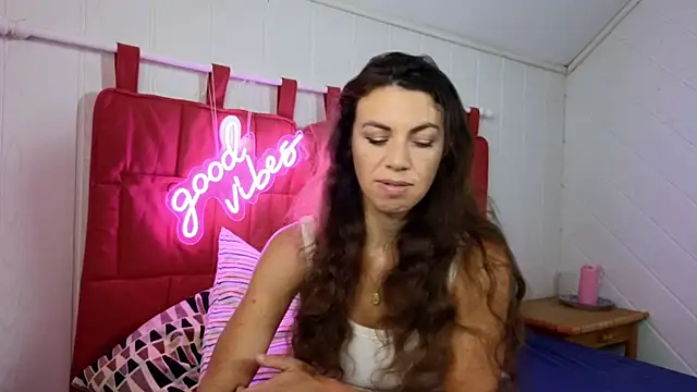 Snapshot of TiffanyDollxxx chatting on 07-23-26, 08:49 TiffanyDollxxx online show from 07-23-26, 08:49