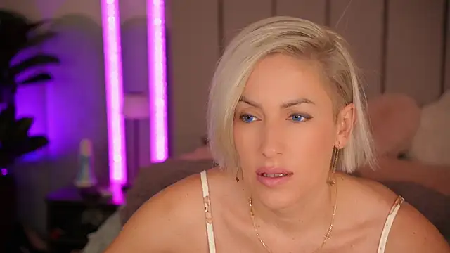 VickySecret96 online show from 11-20-25, 05:46