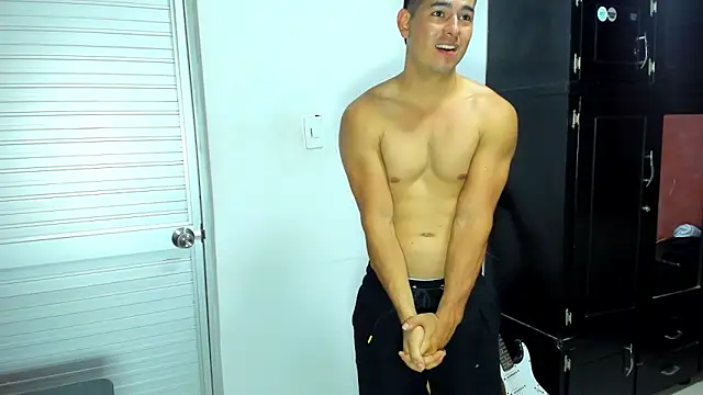 VincentSavage online show from 04-12-26, 08:56