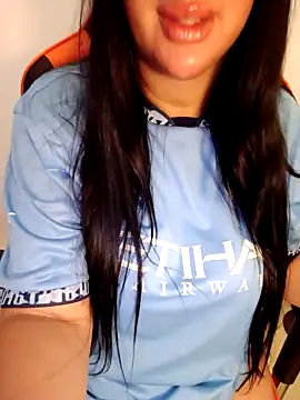 Queen sousou online show from 09-28-25, 12:23