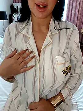 Queen sousou online show from 03-01-26, 06:57