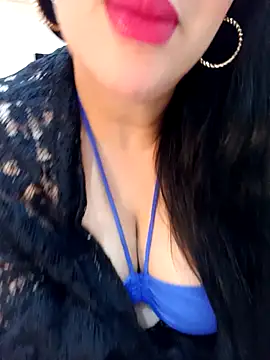 Queen sousou online show from 11-02-25, 06:46