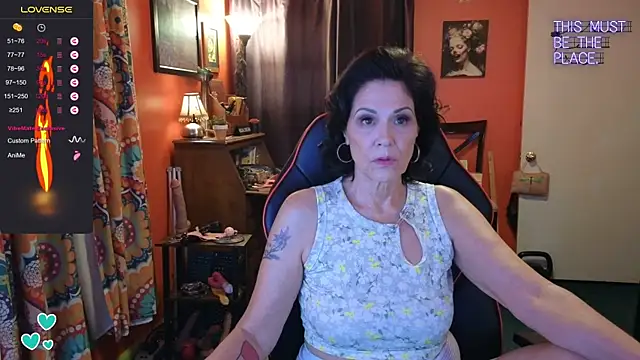 Snapshot of Good-Juju chatting on 09-21-25, 12:38 Good-Juju online show from 09-21-25, 12:38