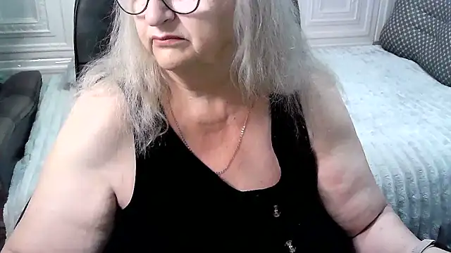 Snapshot of LolkaAlyss chatting on 06-07-26, 05:34 LolkaAlyss online show from 06-07-26, 05:34